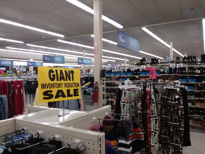 Roses Discount Store 7