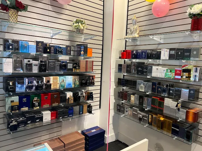 Perfume Palace 6