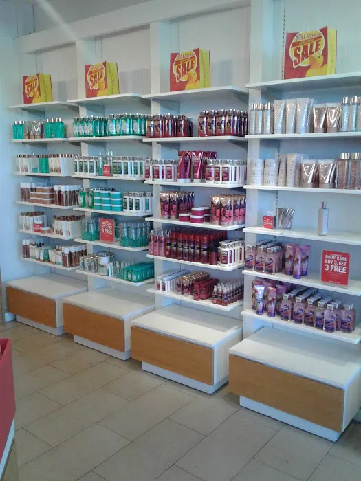 Bath & Body Works 4