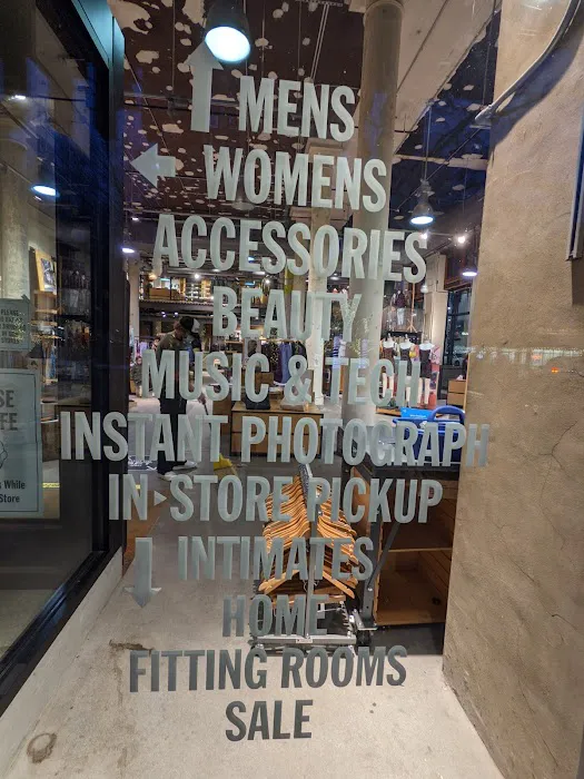 Urban Outfitters 9
