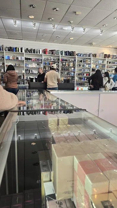 Perfume Outlet 1
