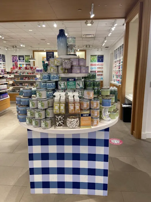 Bath & Body Works 9