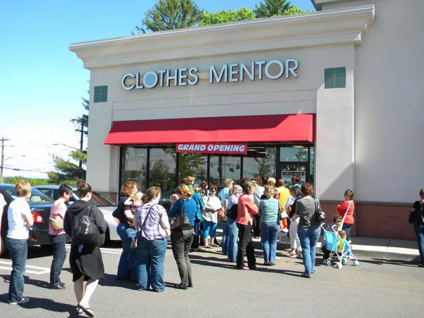 Clothes Mentor South Windsor, CT 0
