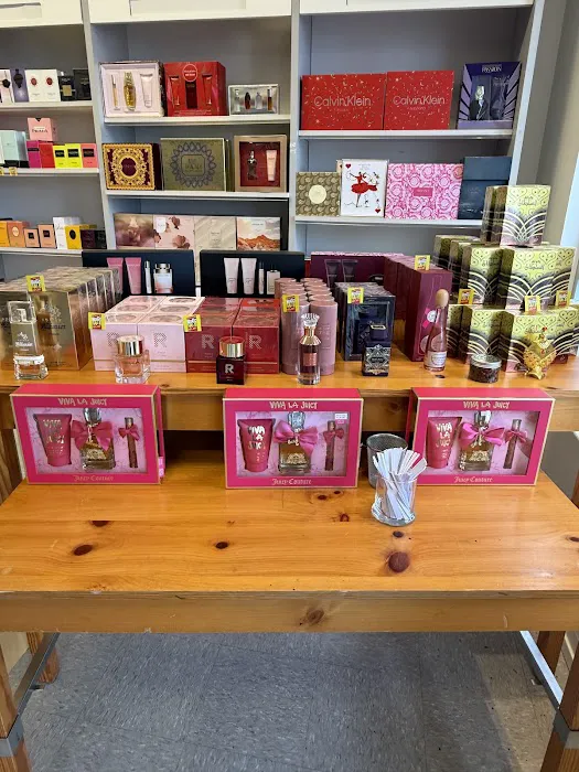 Perfume Palace 6