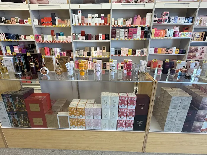 Perfume Palace 9
