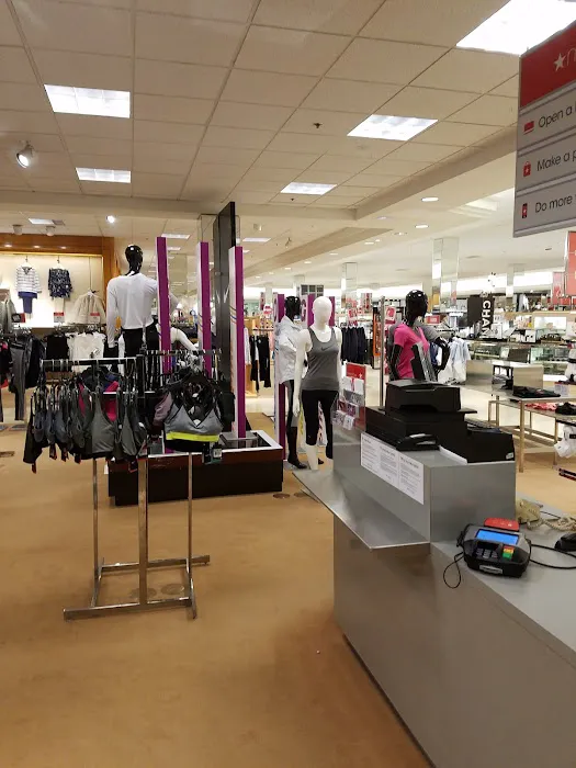 Macy's 0