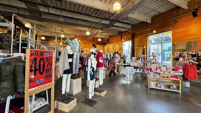 Urban Outfitters 5