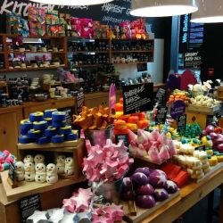 Lush Cosmetics Chestnut ico