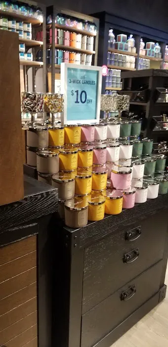Bath & Body Works 2