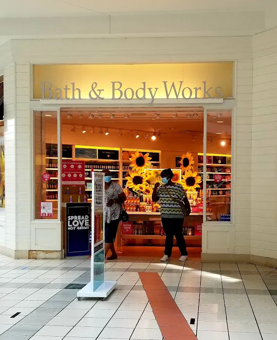 Bath & Body Works 9