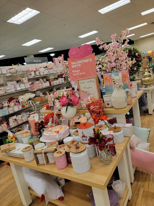 T.J. Maxx & HomeGoods 1