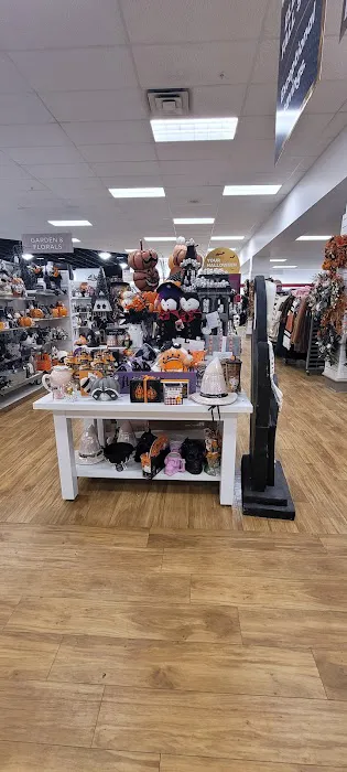 T.J. Maxx & HomeGoods 6
