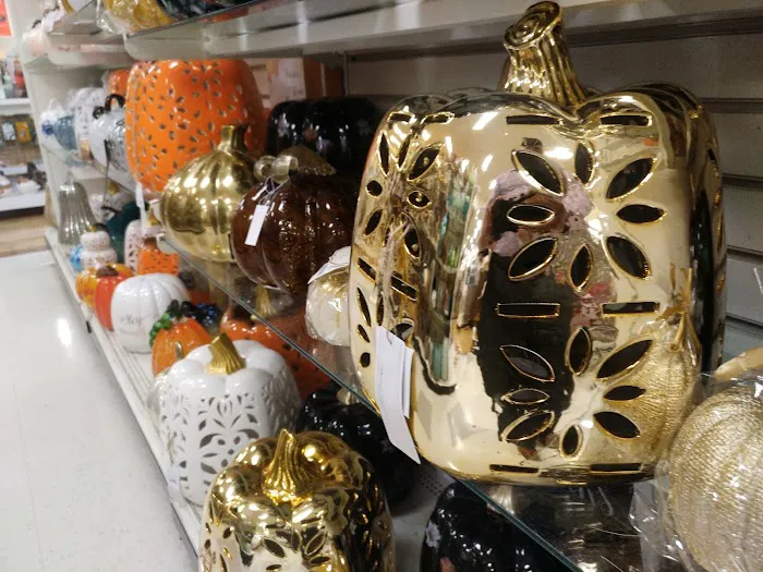 T.J. Maxx & HomeGoods 7