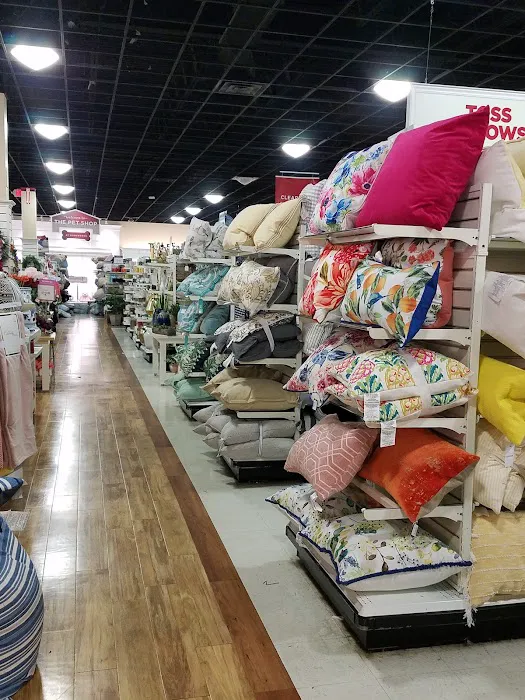 T.J. Maxx & HomeGoods 9