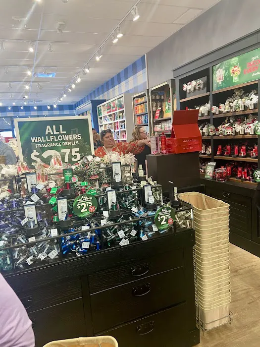 Bath & Body Works 2
