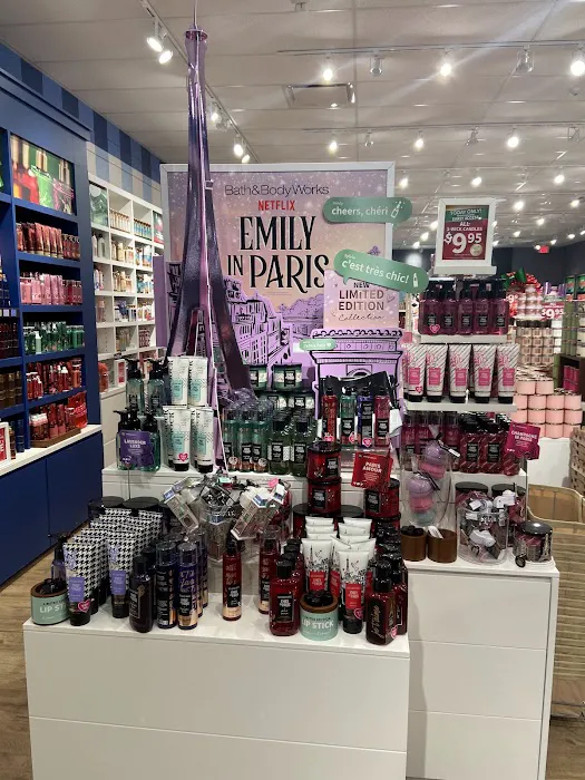 Bath & Body Works 4