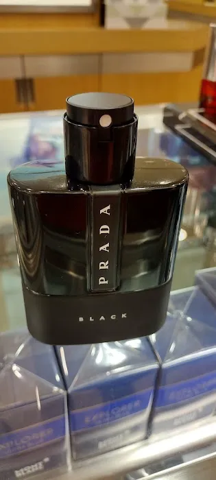 Dillard's 6