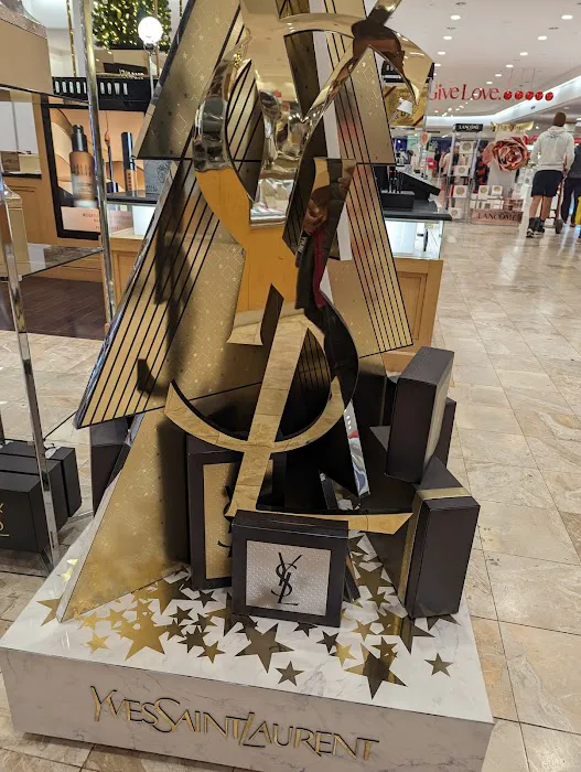 Macy's 0