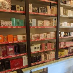 FRAGRANCE OUTLET ico