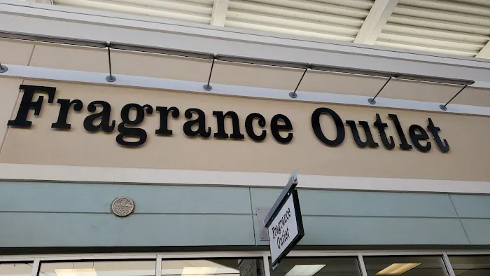 FRAGRANCE OUTLET 7