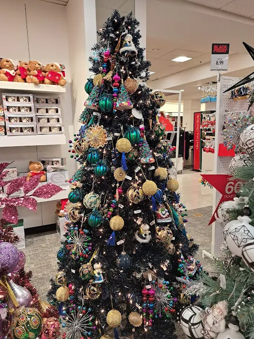 Macy's 4