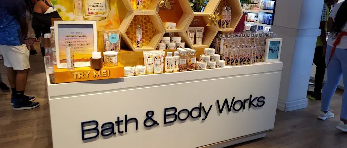 Bath & Body Works 4