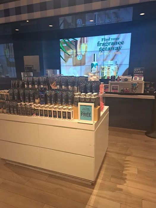 Bath & Body Works 6