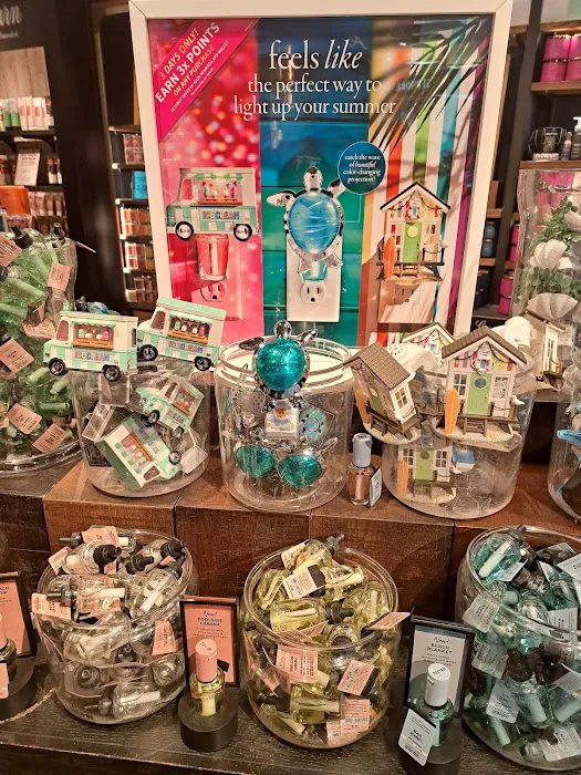 Bath & Body Works 8