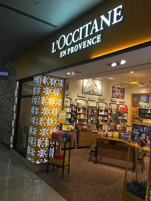 L'OCCITANE EN PROVENCE 8