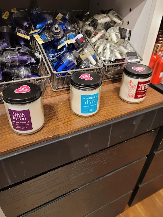 Bath & Body Works 1
