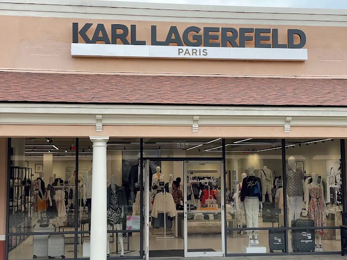 Karl Lagerfeld Paris 7