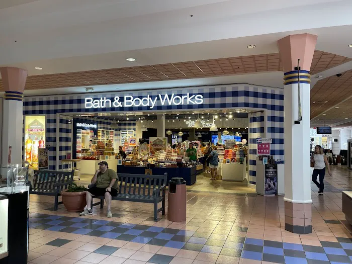 Bath & Body Works 1