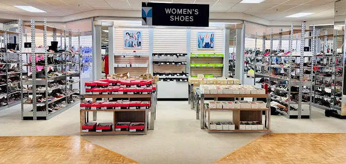 Belk Outlet 3