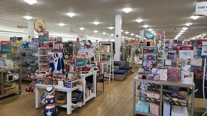 HomeGoods 7
