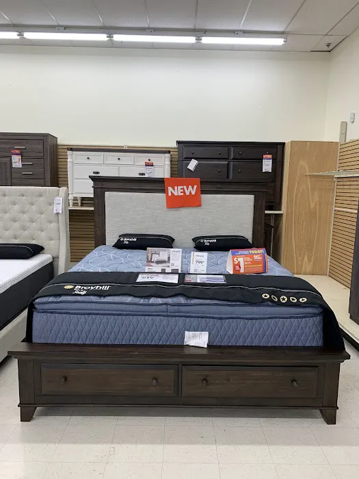 Big Lots 4