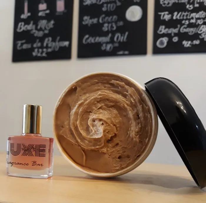 LUXE Fragrance Bar 1