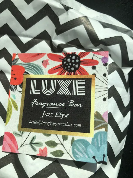 LUXE Fragrance Bar 3