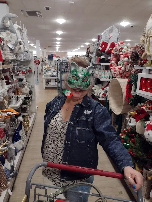 HomeGoods 3