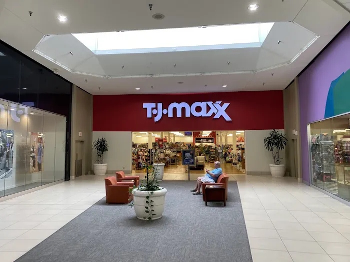 T.J. Maxx 1