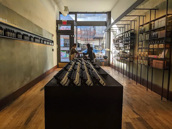 Aesop Harvard Square 3