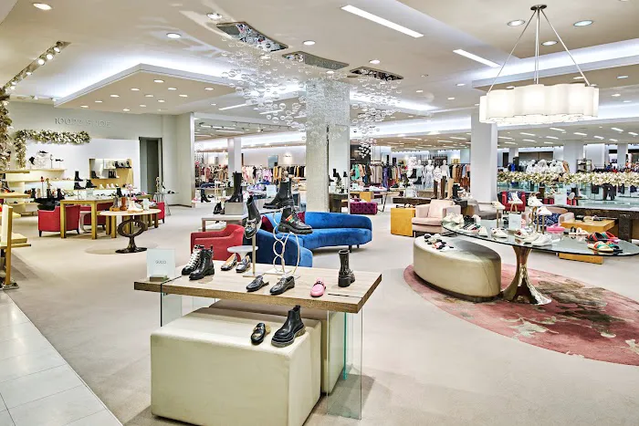 Saks Fifth Avenue 1