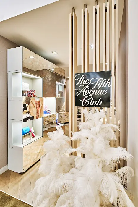 Saks Fifth Avenue 5