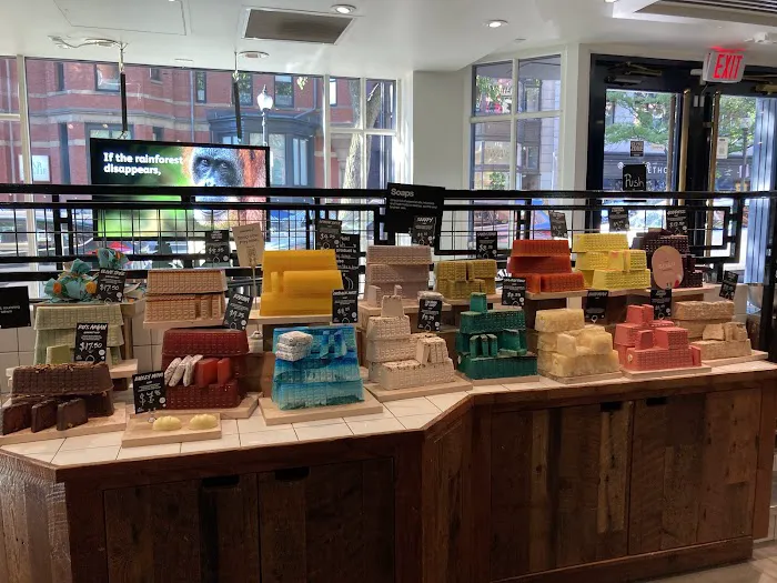 Lush Cosmetics Newbury Street 7