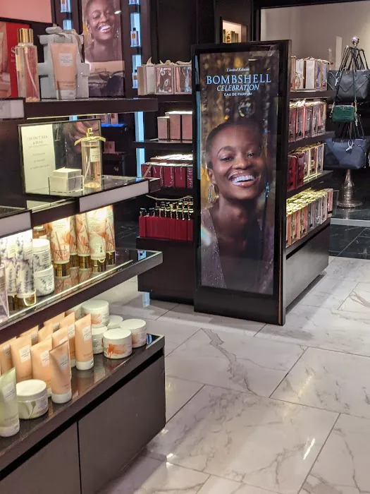 Victoria's Secret & PINK by Victoria's Secret 5