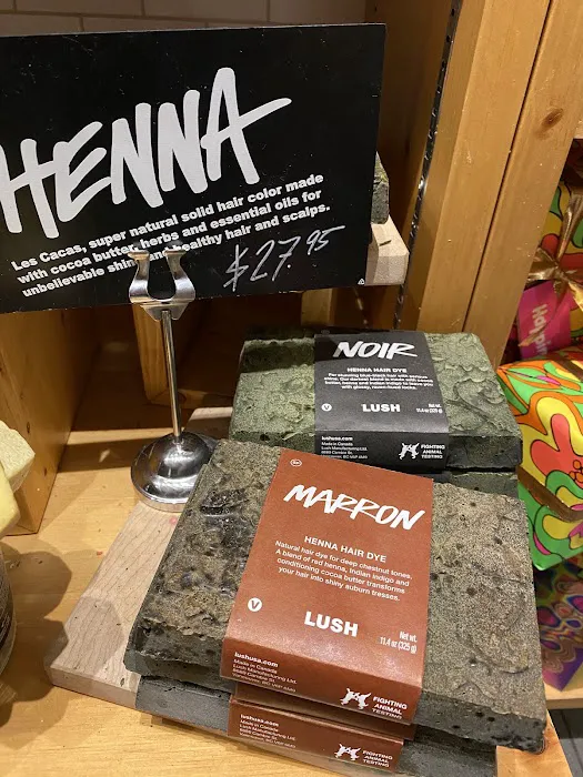 Lush Cosmetics Crossgates Mall 8