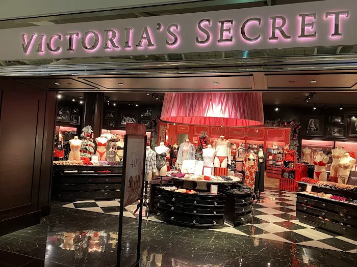 Victoria's Secret 2