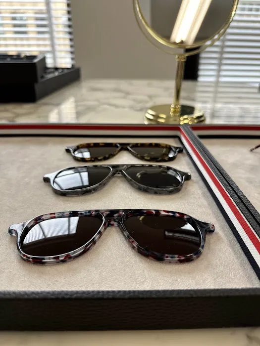 Point of U | eyewear & more 5