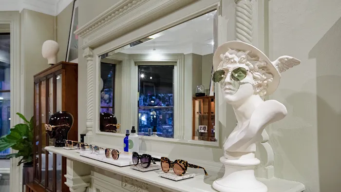 Point of U | eyewear & more 8