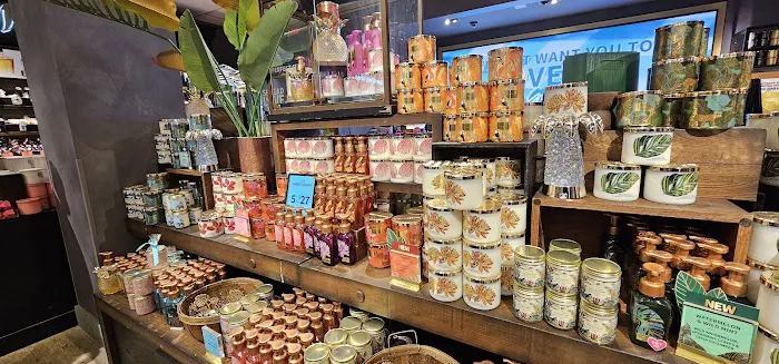 Bath & Body Works 0