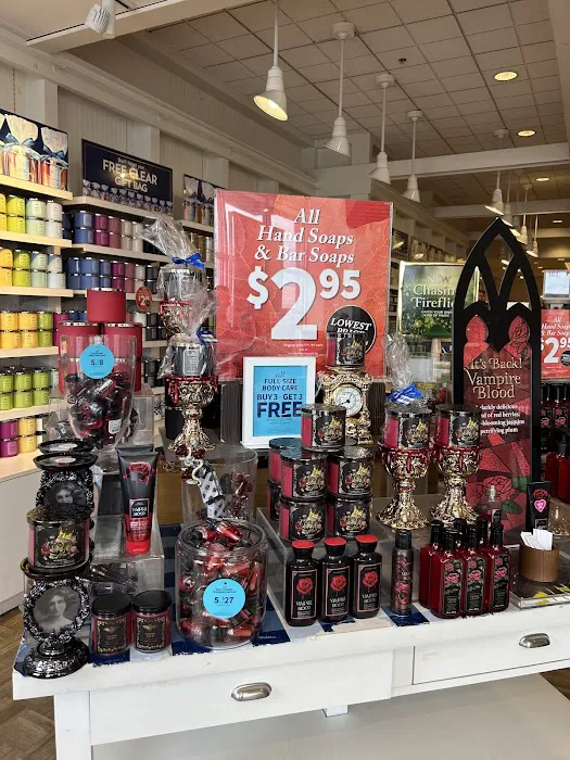 Bath & Body Works 2